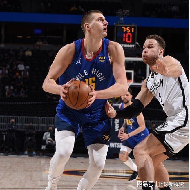 开云体育iOS版下载-丹佛掘金内部会议纪要流出——今夜队长鼓劲；NBA总决赛使命明确；赛程密集仍需轮换(勇士比赛全场录像回放免费)