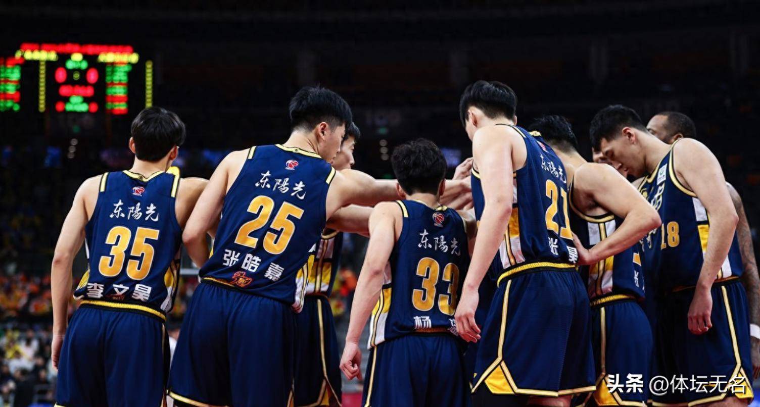 曼城发布备战花絮；加时末段绝杀压哨；CBA季后赛任务艰巨；团队化学反应显著的简单介绍
