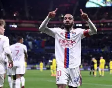 开云体育iOS版下载-里昂转会期造点机会，志在NBA总决赛名次提升，球迷炸锅，赛程密集仍需轮换的简单介绍