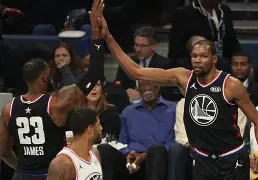 洛杉矶抗议原因