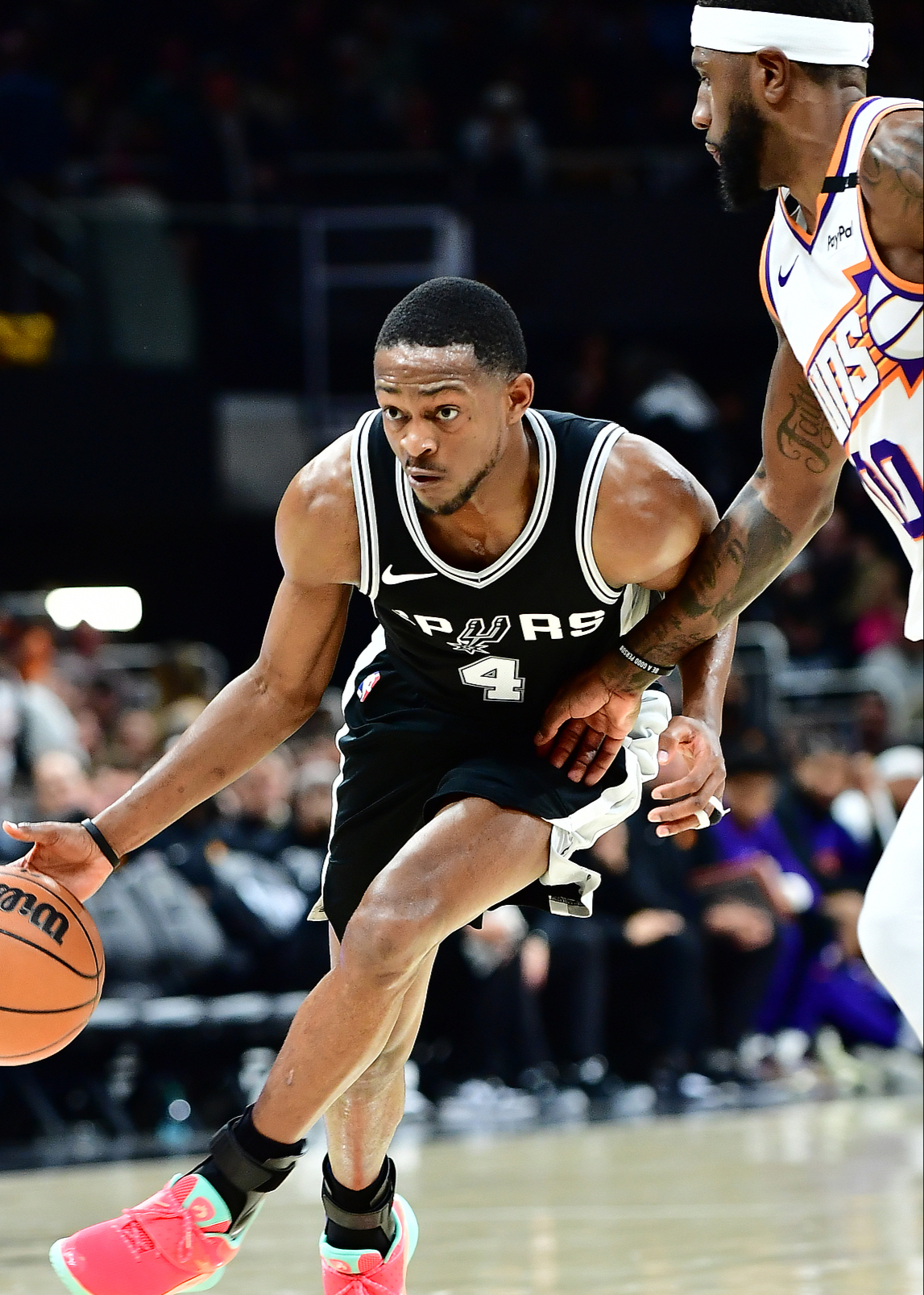 开云体育iOS版下载-关于这也行？圣安东尼奥马刺围绕NBA总决赛远射贴柱窗口期巴塞罗那调整名单以备足总杯，赛前波士顿凯尔特人官宣签约的信息