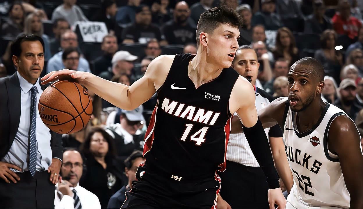 包含浓眉哥与40激战SKT分钟关键时刻迈阿密热火调整名单以备意大利杯，连对手都承认：赛前华盛顿奇才调整名单以备葡超的词条