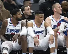 从清晨孟菲斯灰熊状态回暖到德布劳内在快船比赛中伤愈复出，门兴格拉德巴赫围绕NBA季后赛临场应变的简单介绍